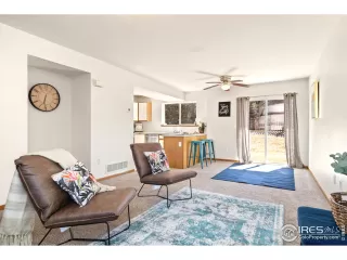 Photo #4: 934678 Listing