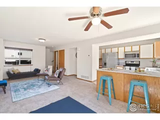 Photo #5: 934678 Listing