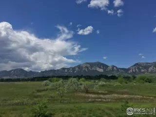 Photo #1: 934689 Listing