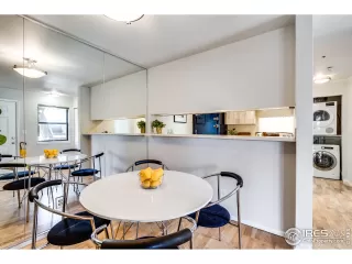 Photo #5: 934706 Listing