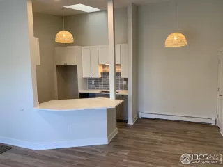 Photo #3: 934734 Listing