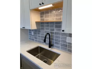 Photo #4: 934734 Listing