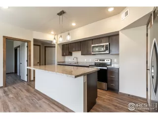 Photo #2: 934741 Listing