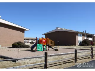 Photo #3: 934767 Listing