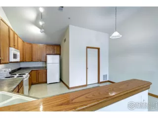 Photo #6: 934794 Listing