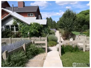 Photo #1: 934847 Listing