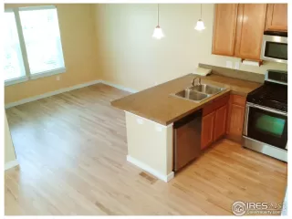 Photo #3: 934847 Listing