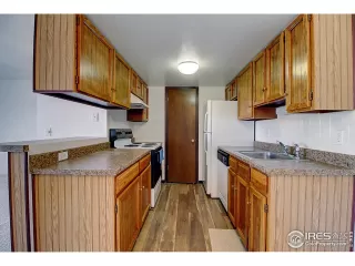 Photo #6: 934850 Listing