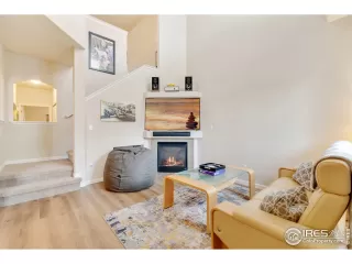 Photo #4: 934858 Listing