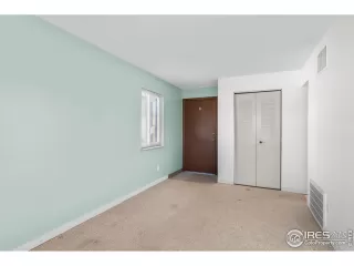 Photo #2: 934910 Listing