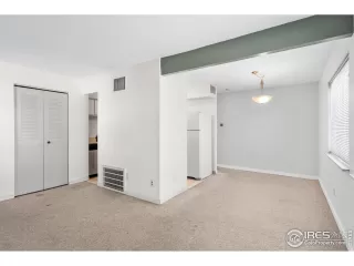 Photo #4: 934910 Listing