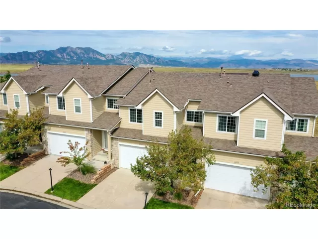 MLS: 9349258 Condo For Sale