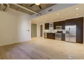 Photo #2: 934957 Listing