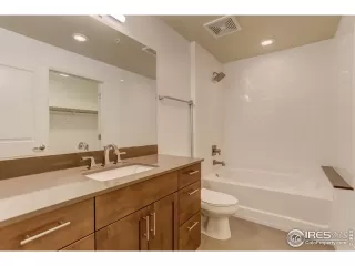 Photo #6: 934957 Listing