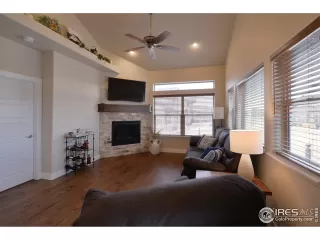 Photo #2: 935000 Listing