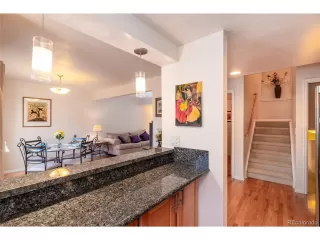 Photo #5: 9350697 Listing