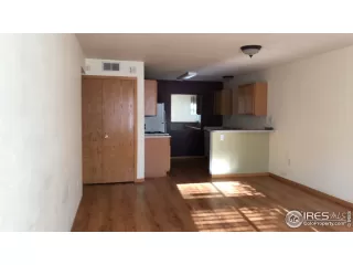 Photo #4: 935084 Listing