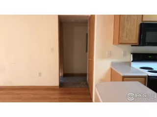 Photo #5: 935084 Listing