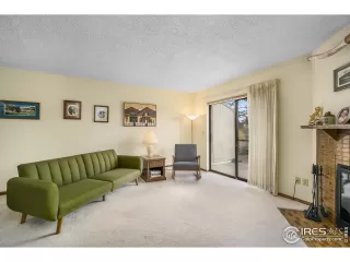 Photo #4: 935114 Listing