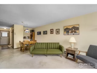 Photo #6: 935114 Listing