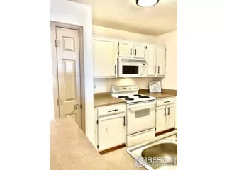 Photo #6: 935135 Listing