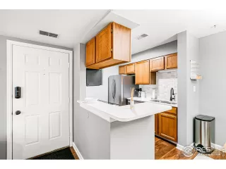 Photo #6: 935143 Listing