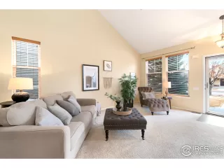 Photo #5: 935159 Listing