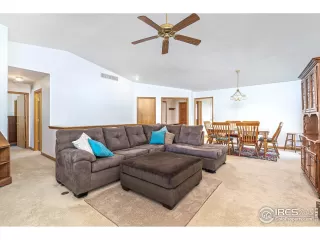 Photo #4: 935177 Listing