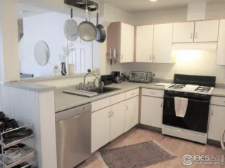 Photo #4: 935231 Listing 