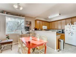 Photo #5: 935260 Listing 