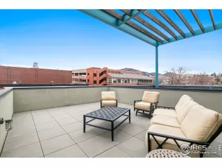 Photo #5: 935272 Listing