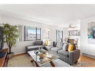 Photo #2: 935285 Listing