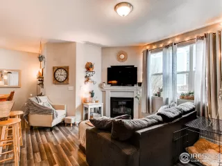 Photo #6: 935348 Listing