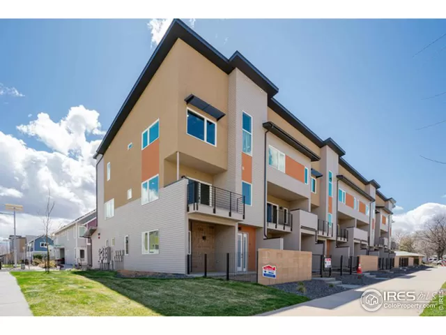 MLS: 935379 Condo For Sale