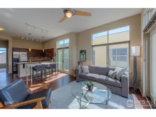 Photo #2: 935405 Listing