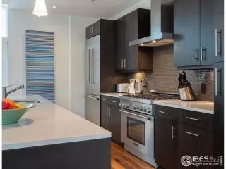 Photo #2: 935456 Listing