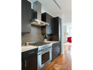 Photo #3: 935456 Listing