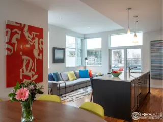 Photo #5: 935456 Listing