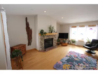 Photo #2: 935486 Listing