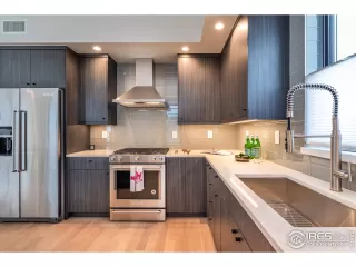 Photo #2: 935536 Listing