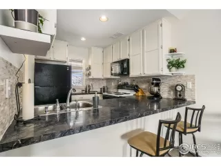 Photo #3: 935541 Listing