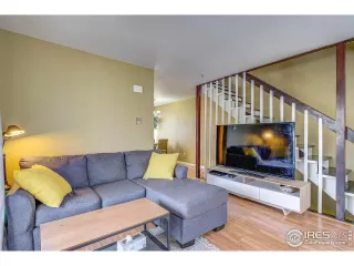 Photo #3: 935564 Listing