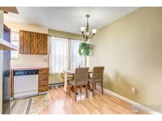 Photo #6: 935564 Listing