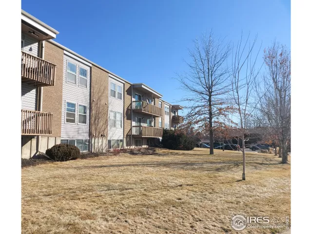 MLS: 935565 Condo For Sale