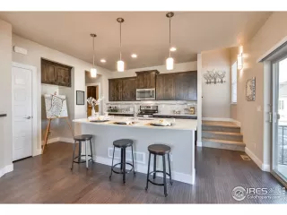 Photo #6: 935584 Listing