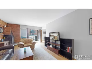 Photo #4: 935631 Listing