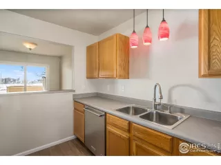 Photo #6: 935705 Listing