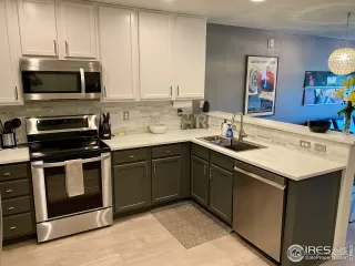 Photo #2: 935787 Listing 