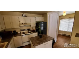 Photo #4: 935879 Listing