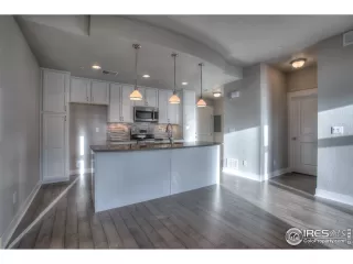 Photo #4: 935901 Listing